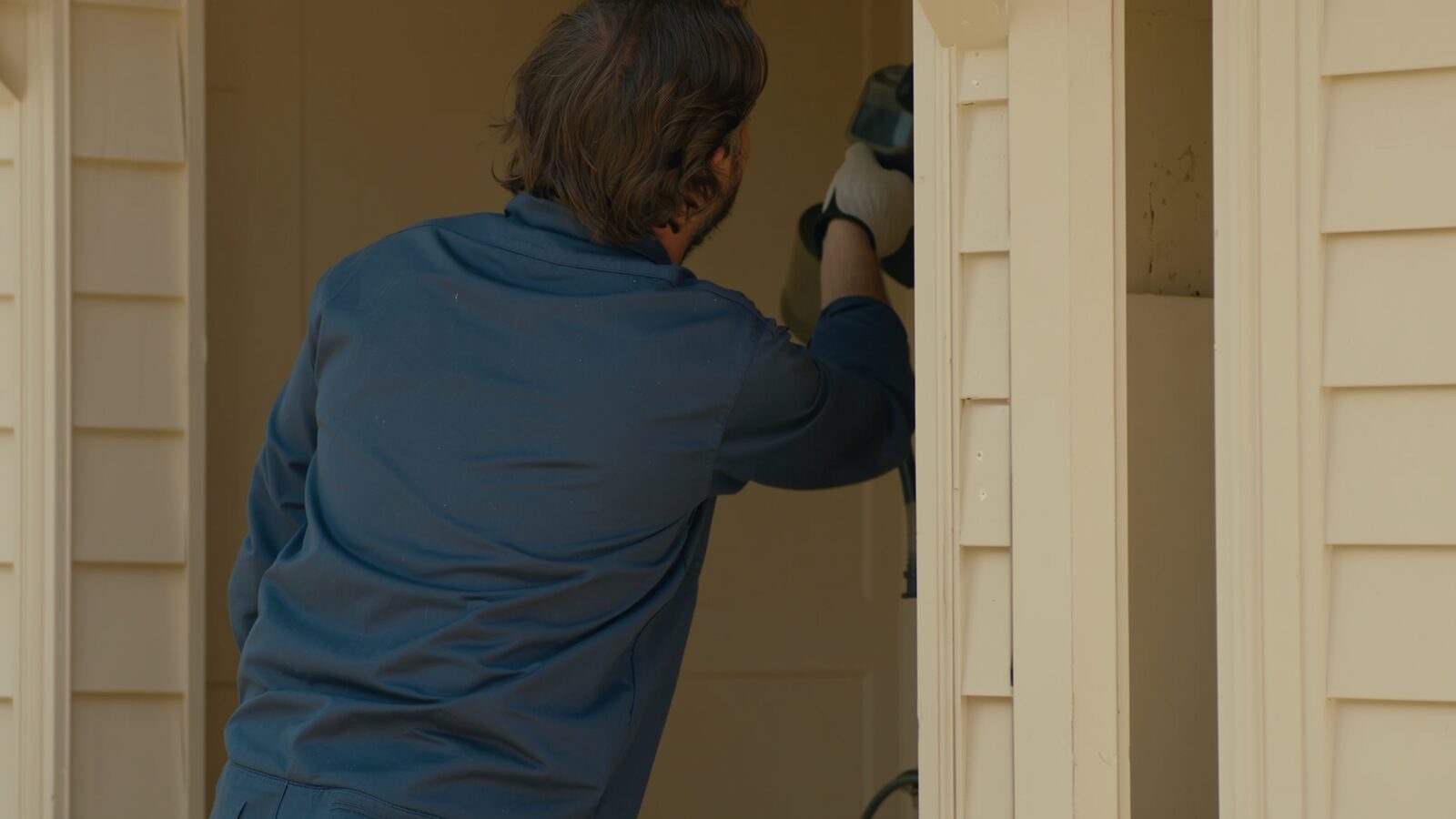 Restoration technician illustrating: What can be laundered after smoke exposure and what needs specialty cleaning